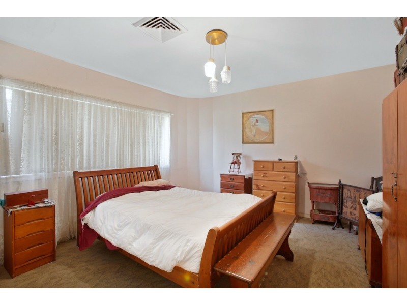 1092 Burragorang Road, The Oaks NSW 2570