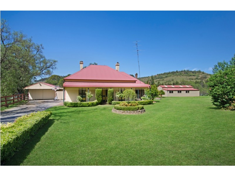 1545 Remembrance Drive, Razorback NSW 2571