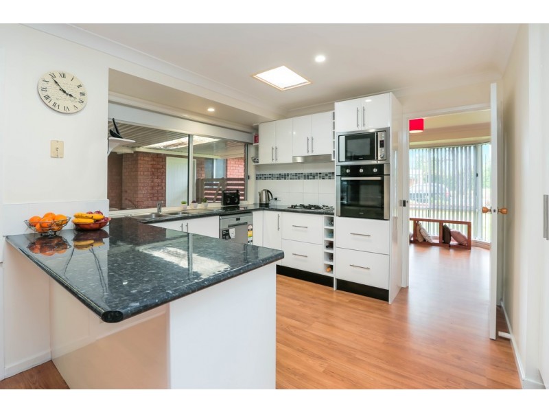 43 Westbourne Avenue, Thirlmere NSW 2572