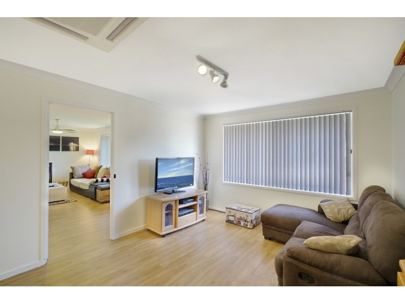 43 Westbourne Avenue, Thirlmere NSW 2572