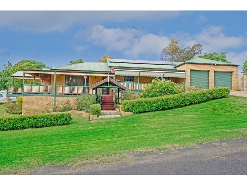 2 Cowper Street, Picton NSW 2571