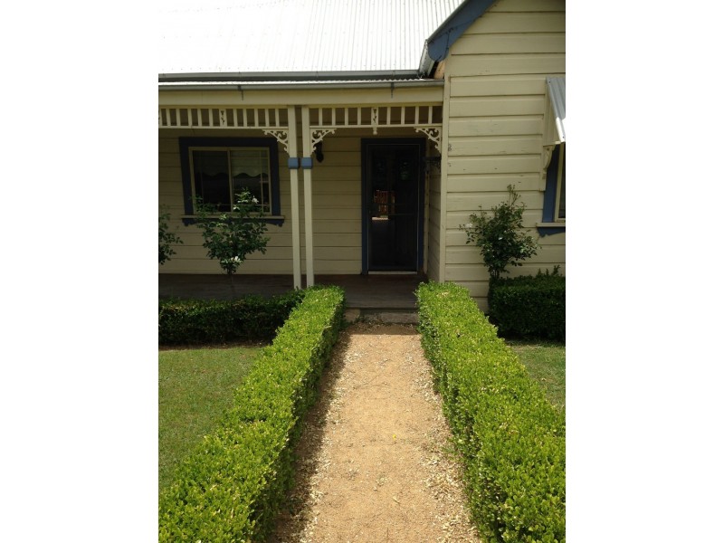 294 Argyle Street, Picton NSW 2571