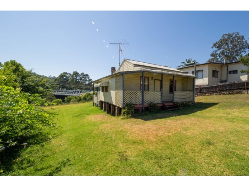 74 Lumsdaine Street, Picton NSW 2571