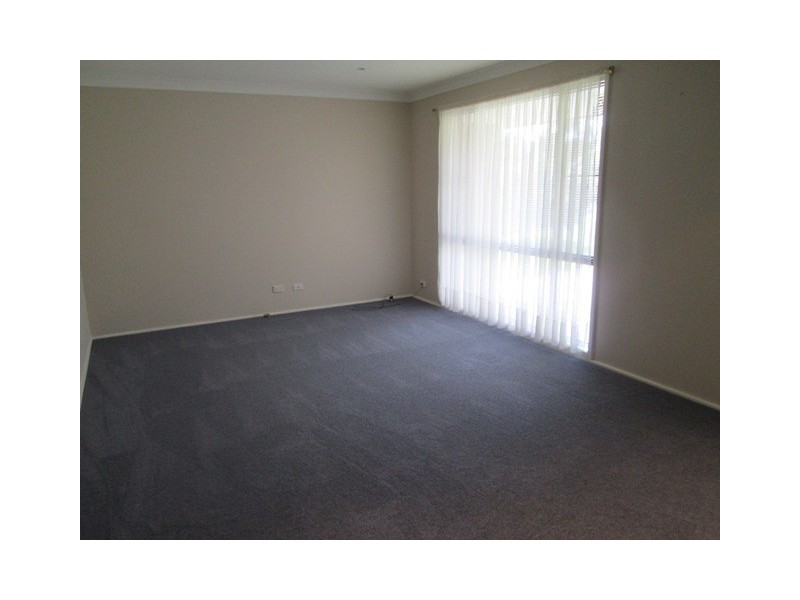 7 Milne Street, Tahmoor NSW 2573