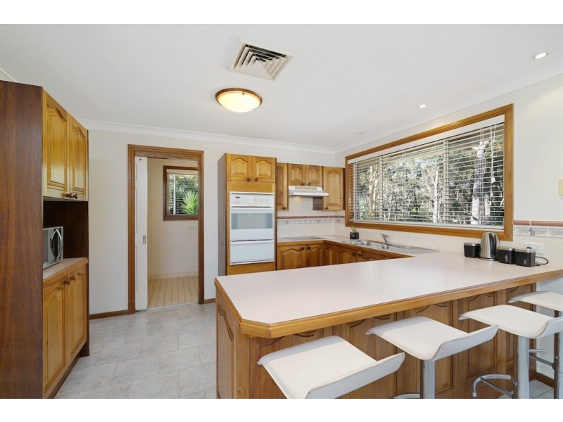 13 Coates Road, Hill Top NSW 2575