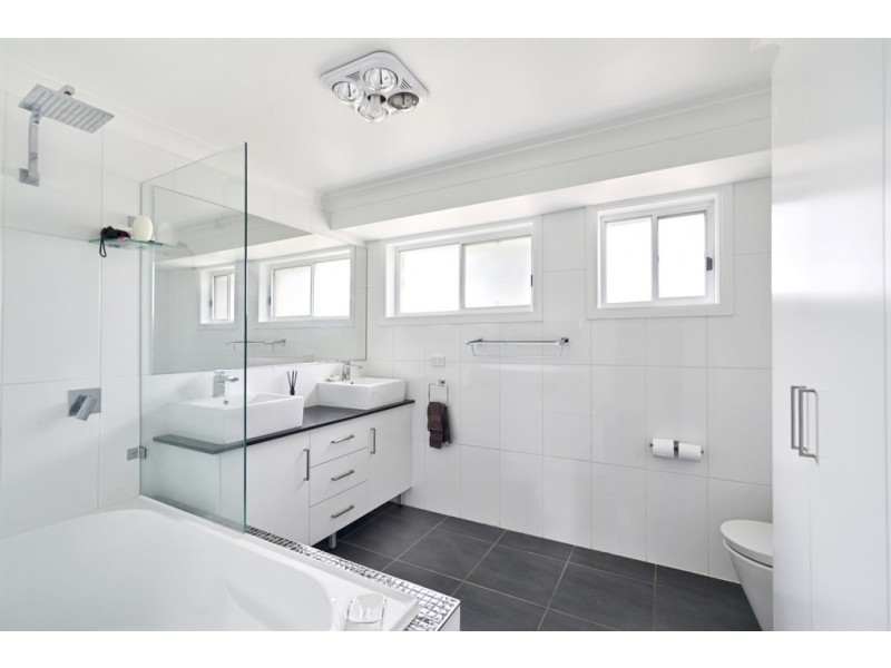 1 SUFFOLK PLACE, Tahmoor NSW 2573