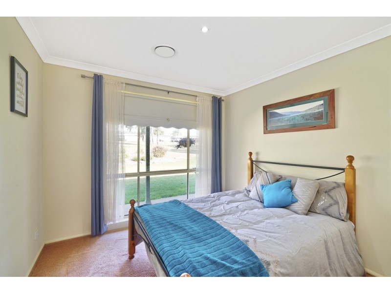20 Esen Way, Pheasants Nest NSW 2574