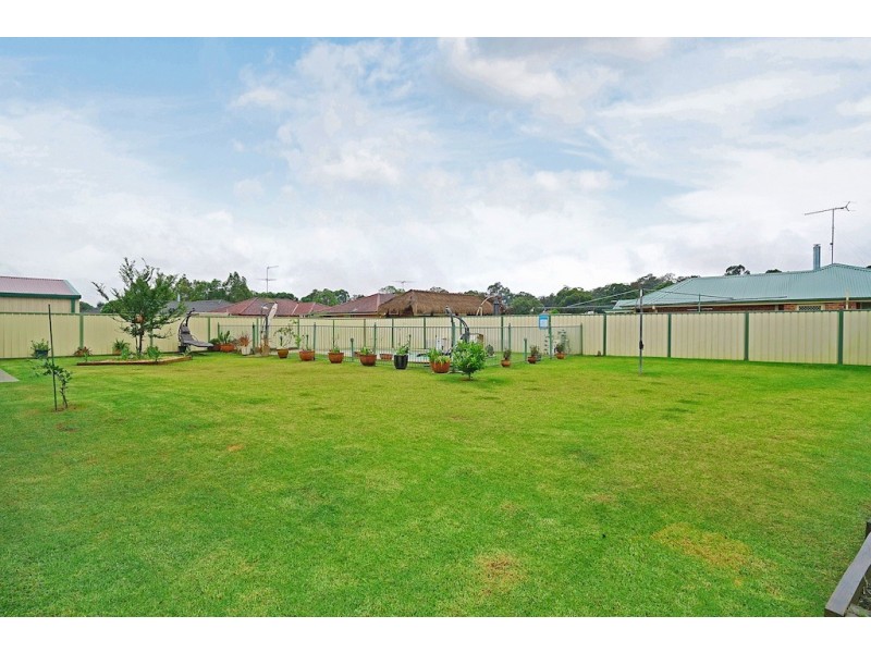 329 Thirlmere Way, Thirlmere NSW 2572