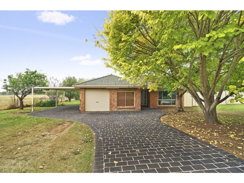 121 Great Southern Road, Bargo NSW 2574