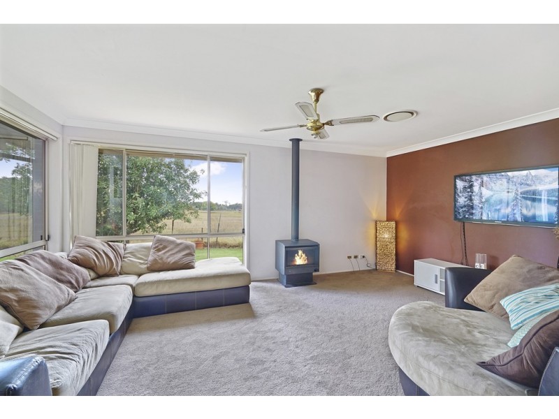 121 Great Southern Road, Bargo NSW 2574