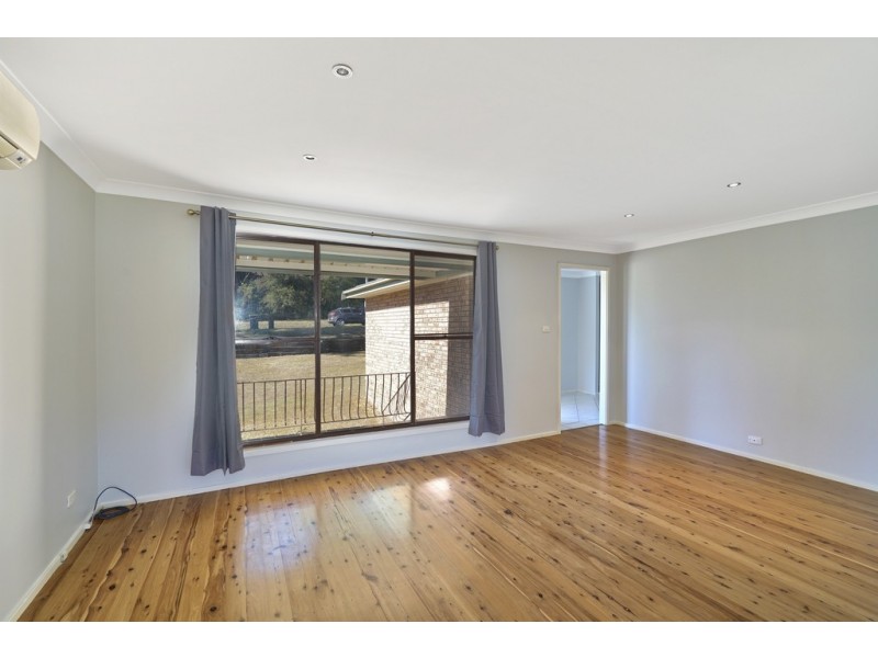 1 Carlton Road, Thirlmere NSW 2572