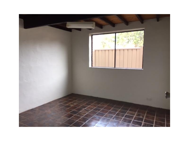 805 Thirlmere Way, Picton NSW 2571