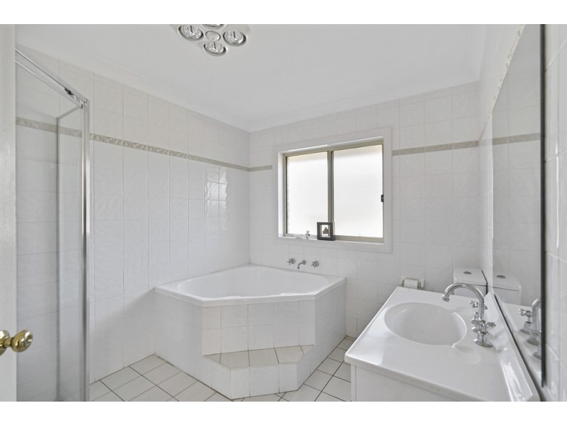 26 Hereford Way, Picton NSW 2571