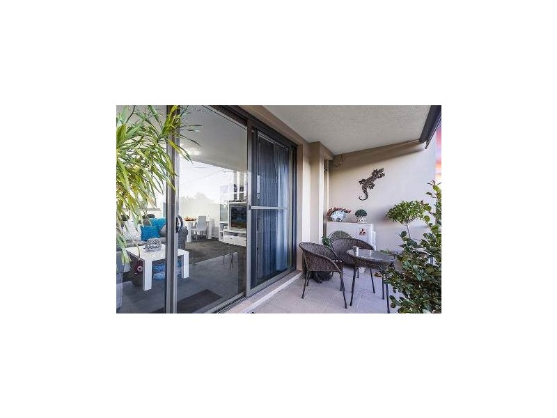 9/187-189 Albany Street, Point Frederick NSW 2250