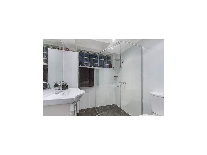 9/187-189 Albany Street, Point Frederick NSW 2250