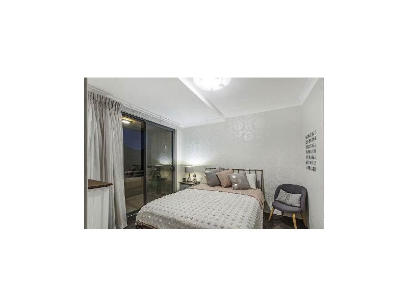 9/187-189 Albany Street, Point Frederick NSW 2250