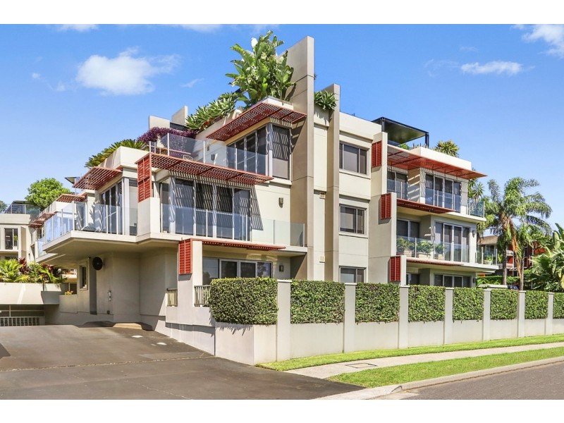 2/43 Masons Parade, Point Frederick NSW 2250