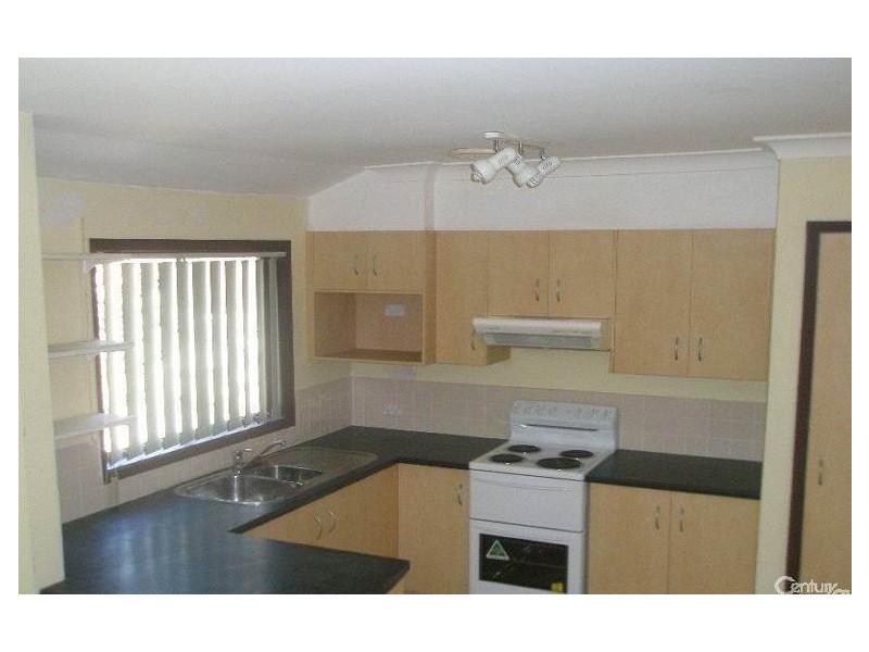 12 Rhonda Street, Wyoming NSW 2250