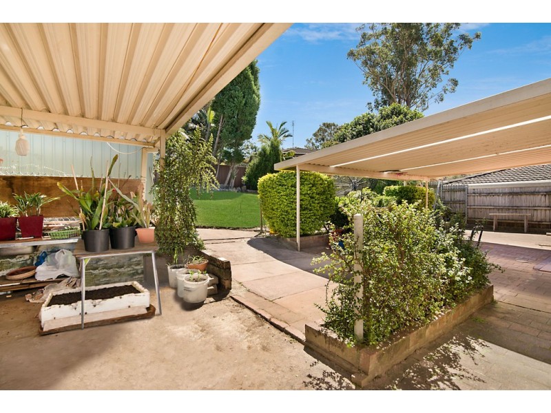 6 Neeworra Avenue, Narara NSW 2250