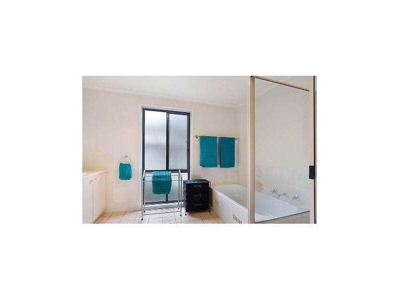 44 Lynnette Crescent, East Gosford NSW 2250