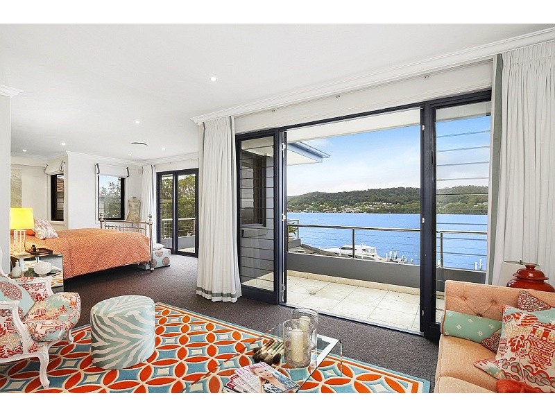 4 Eulalia Avenue, Point Frederick NSW 2250