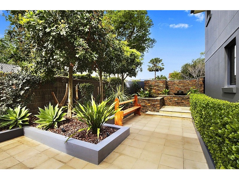 4 Eulalia Avenue, Point Frederick NSW 2250