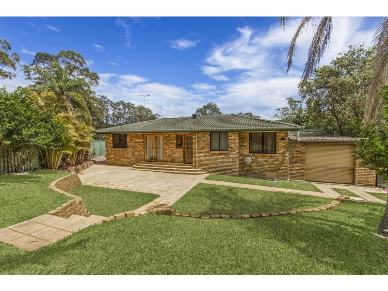4 Blackbutt Street, Wyoming NSW 2250