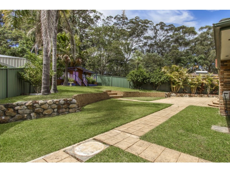 4 Blackbutt Street, Wyoming NSW 2250