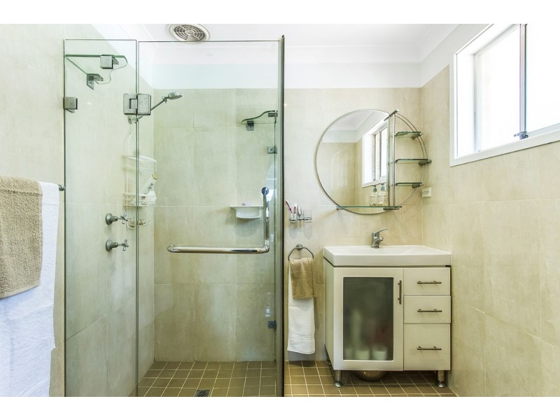 46 Barree Avenue, Narara NSW 2250