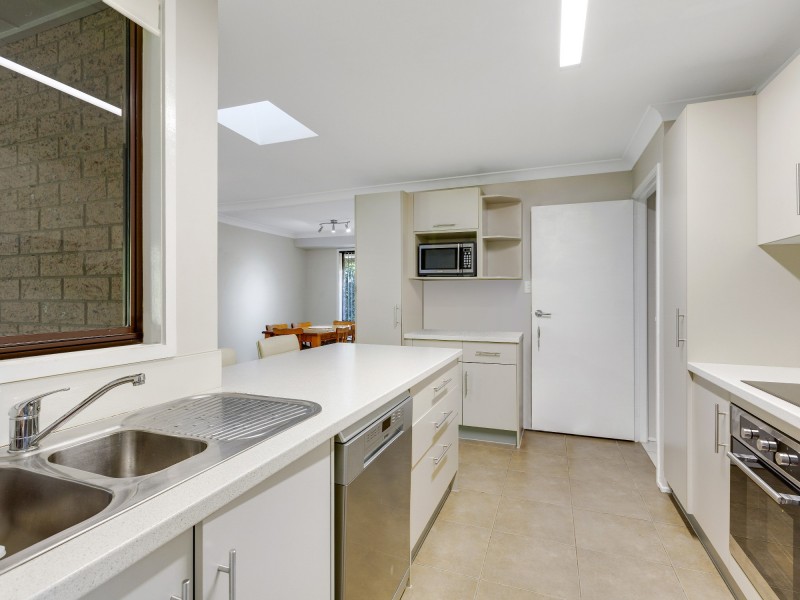 31 Northwind Avenue, Point Clare NSW 2250
