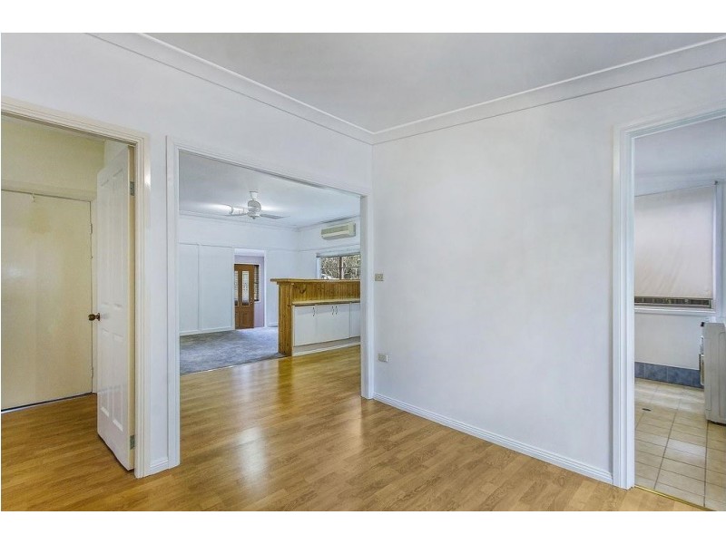 4 Thornley Street, Wyoming NSW 2250