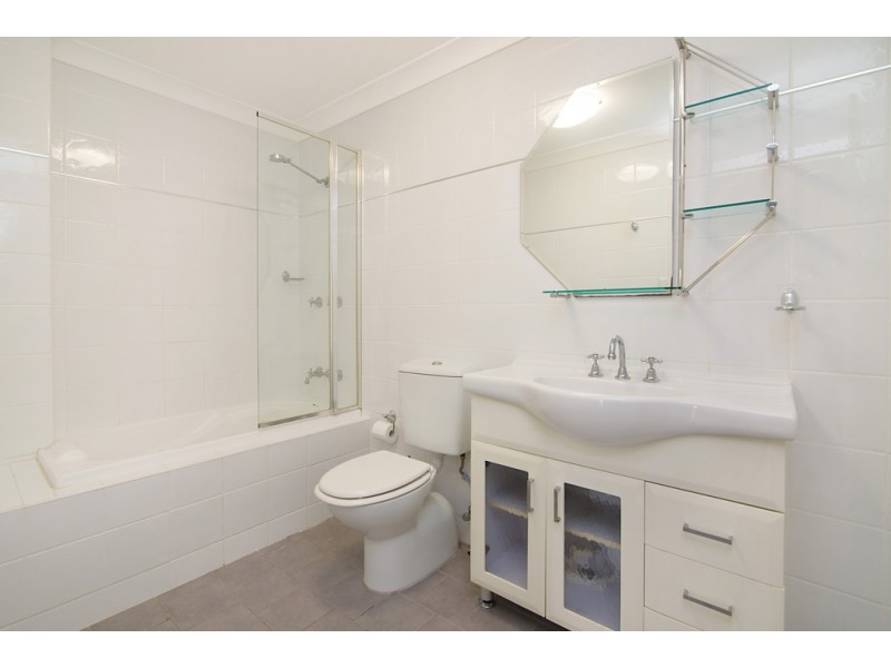 7/187-189 Albany Street, Point Frederick NSW 2250