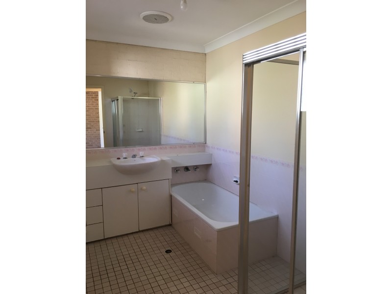 4/41 Donnison Street, West Gosford NSW 2250