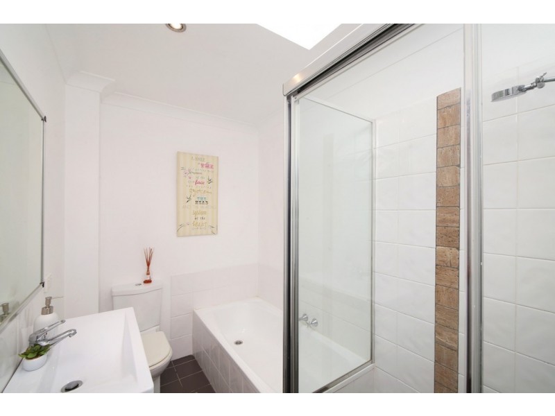 266 The Entrance Road, Erina NSW 2250