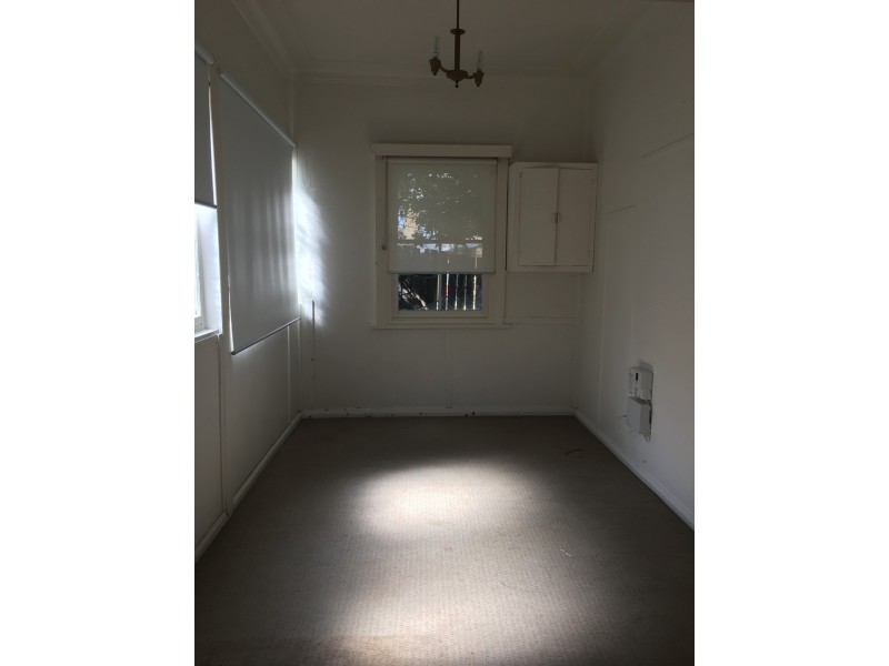 27a Mann Street (Access via Palour Lane), Gosford NSW 2250