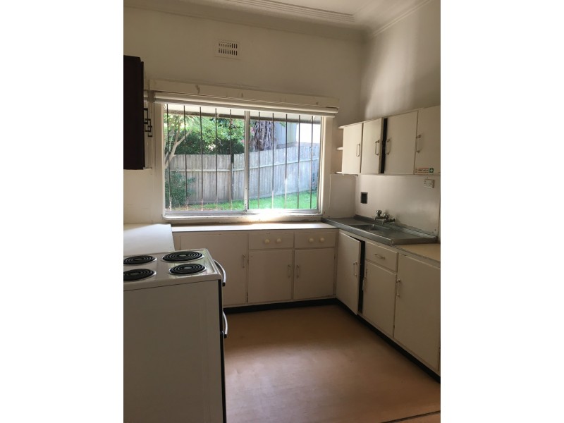 27a Mann Street (Access via Palour Lane), Gosford NSW 2250