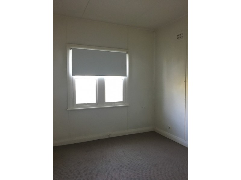 27a Mann Street (Access via Palour Lane), Gosford NSW 2250