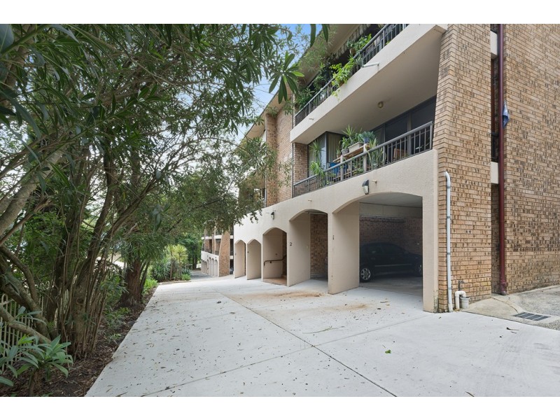 2/62 Beane Street, Gosford NSW 2250