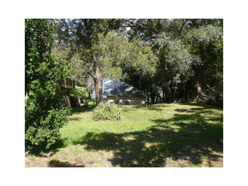 17 Wharf Street, East Gosford NSW 2250