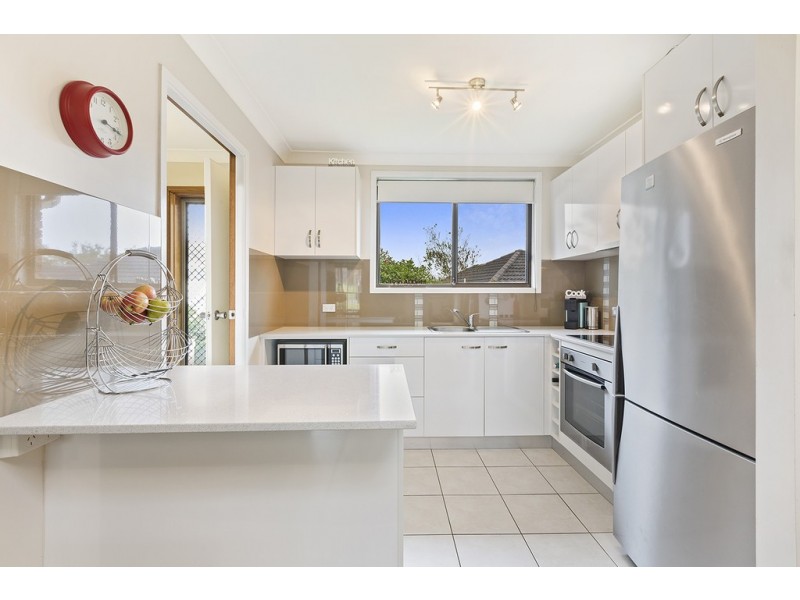 4/8 Leech Close, Narara NSW 2250