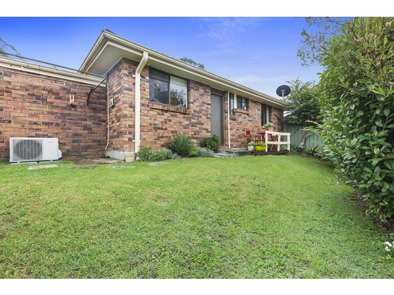 4/8 Leech Close, Narara NSW 2250