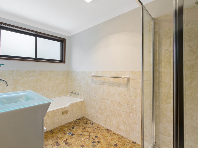 242 Fagans rd, Lisarow NSW 2250