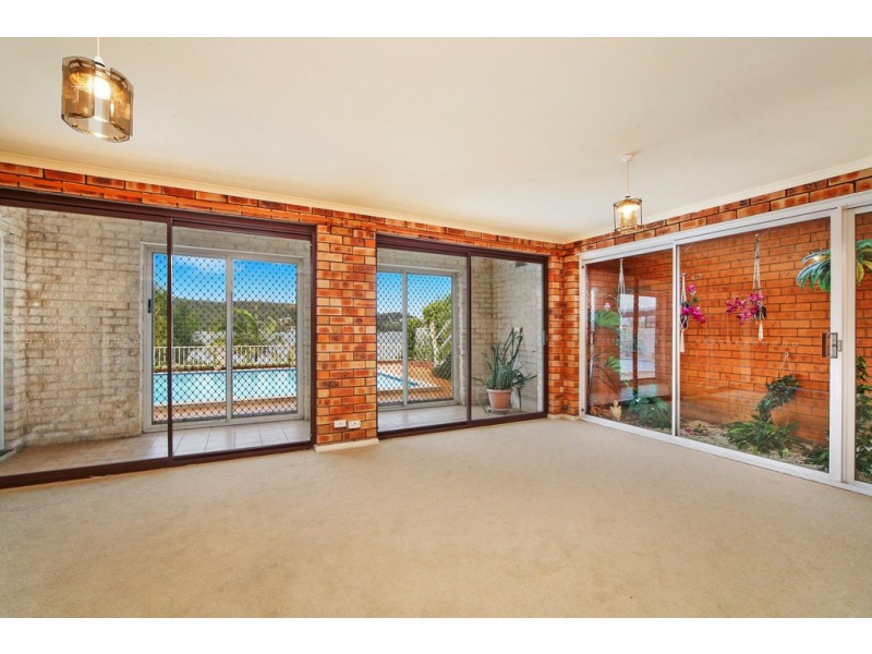 43 Caroline Street, East Gosford NSW 2250