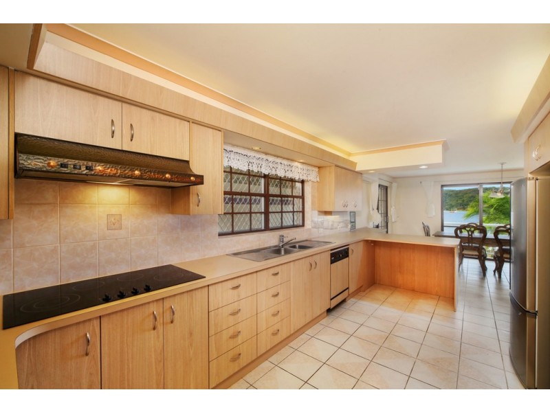 43 Caroline Street, East Gosford NSW 2250