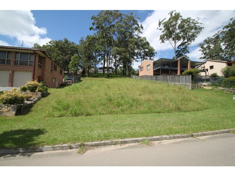 104 Chamberlain Road, Wyoming NSW 2250