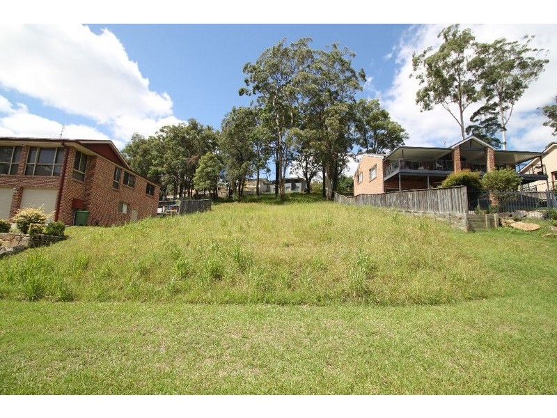 104 Chamberlain Road, Wyoming NSW 2250