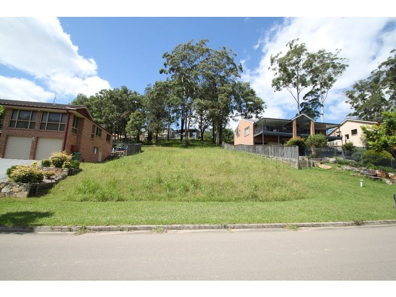 104 Chamberlain Road, Wyoming NSW 2250