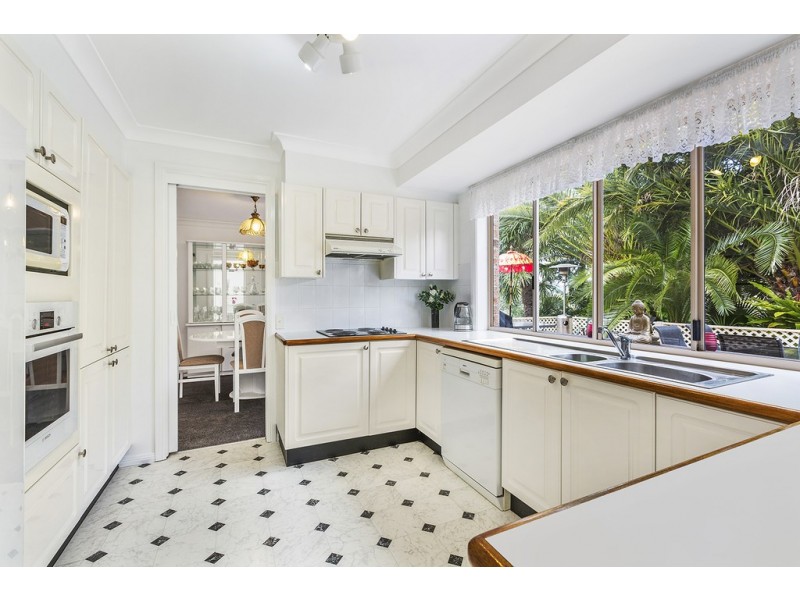 18 Walmsley Road, Ourimbah NSW 2258