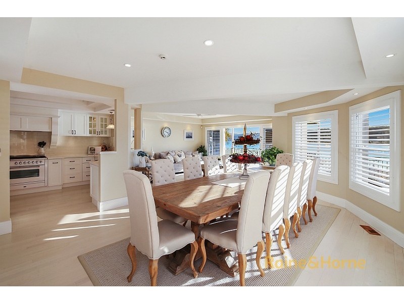 28 Albany Street, Point Frederick NSW 2250