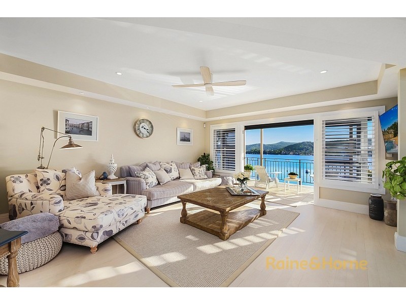 28 Albany Street, Point Frederick NSW 2250